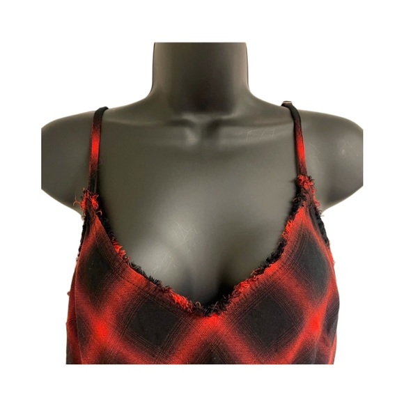 Bella Dahl Buffalo Print Tank with Raw Edge Detail - Picture 4 of 5